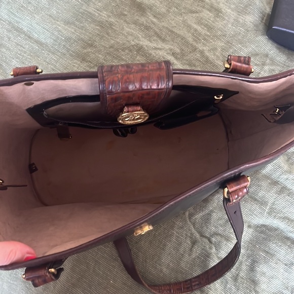 Brahmin Vintage Leather Tote - Picture 4 of 6
